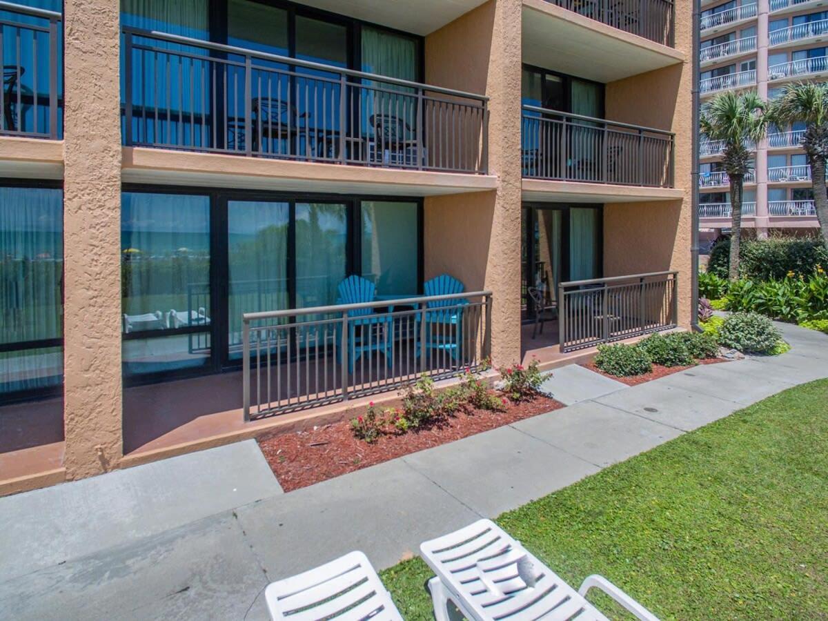 Ground Floor Ocean Front Studio - Caravelle Resort 124 Myrtle Beach Kültér fotó